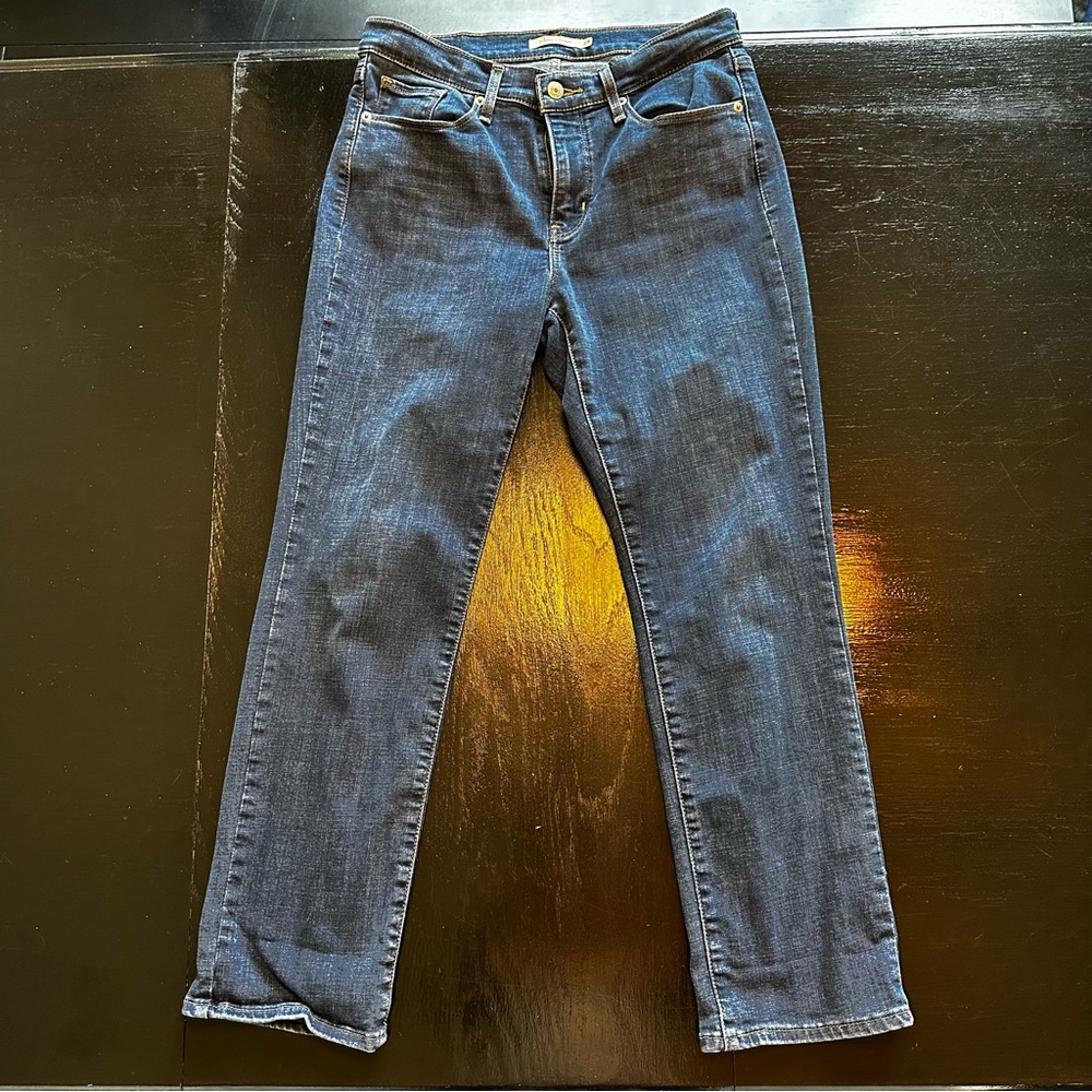 Levi’s Classic Straight Size 28 Mom Jean No Holes Business Jean Denim Wide Leg